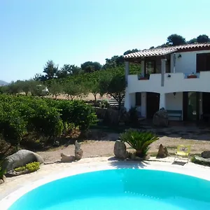  Bed & Breakfast Domo De Resteblas